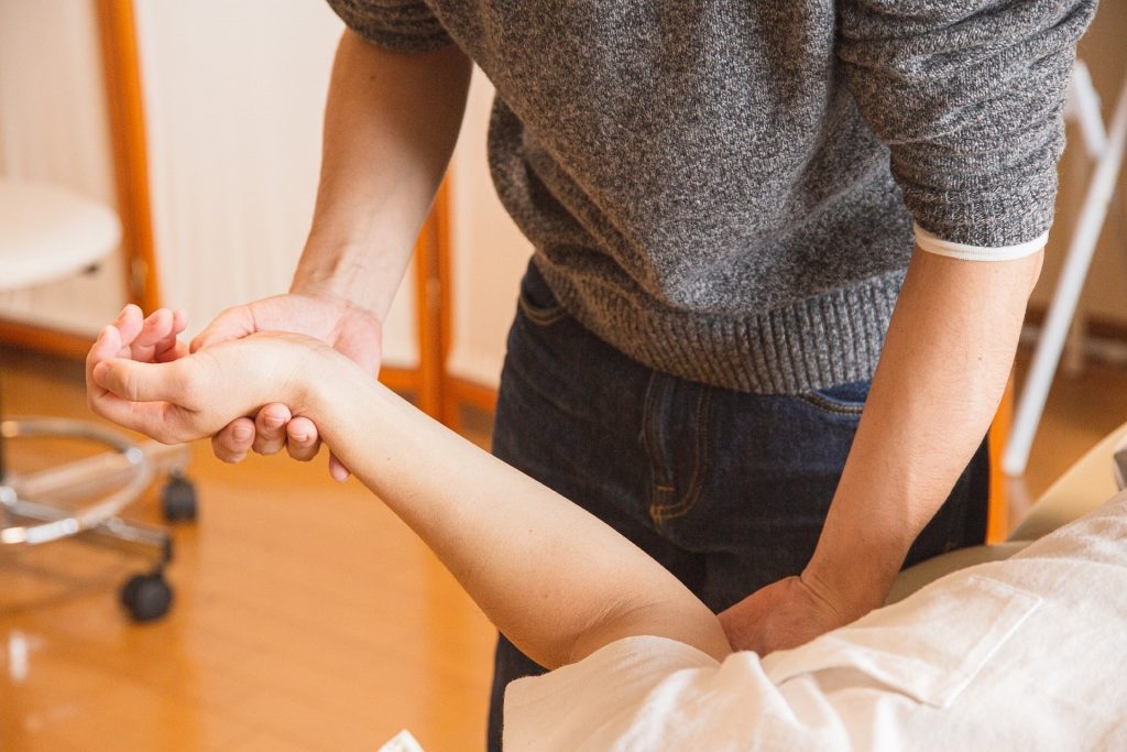 physical therapy on joints, joint pain relief